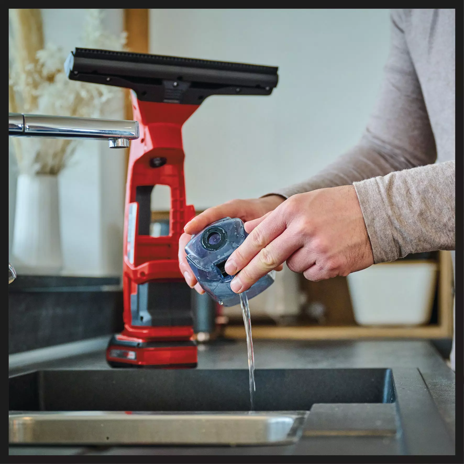 Limpiador de ventanas inalámbrico BRILLIANTO